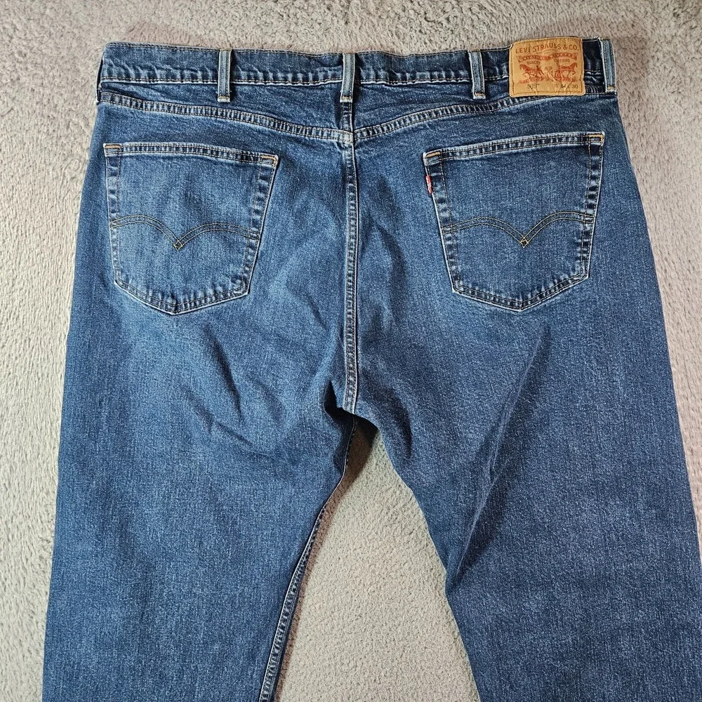 Levi's 505 Jeans Men 42 x 30 Zip Fly Medium Wash‎ Blue Denim